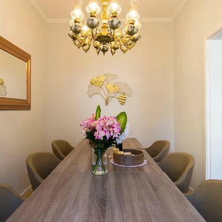 Art Deco 4 Bedrooms Flat In The Center ליסבון