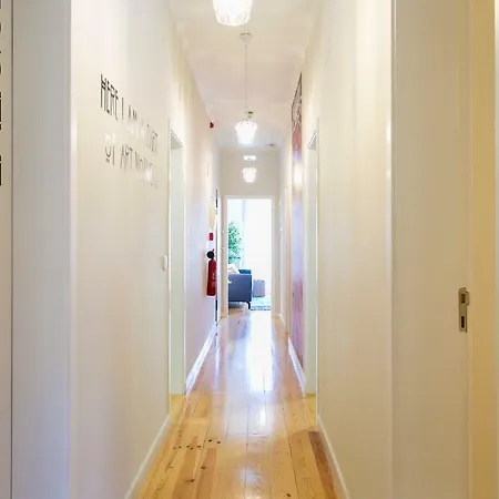 Art Deco 4 Bedrooms Flat In The Center * Lissabon