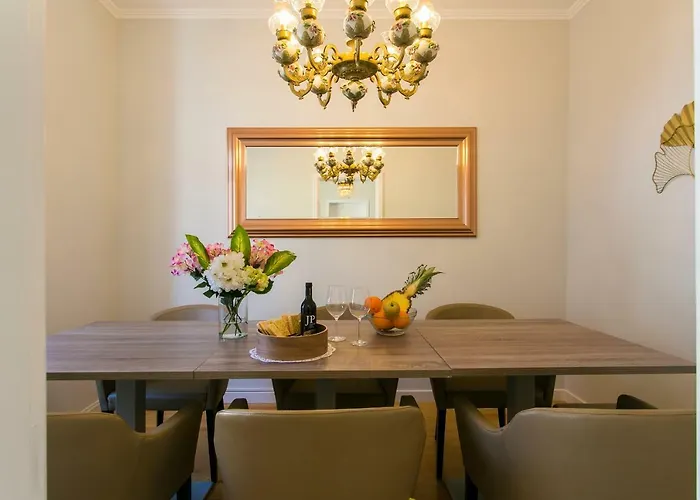 Art Deco 4 Bedrooms Flat In The Center Appartamento Lisbona